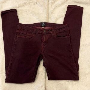 Size 29, skinny Jean, maroon